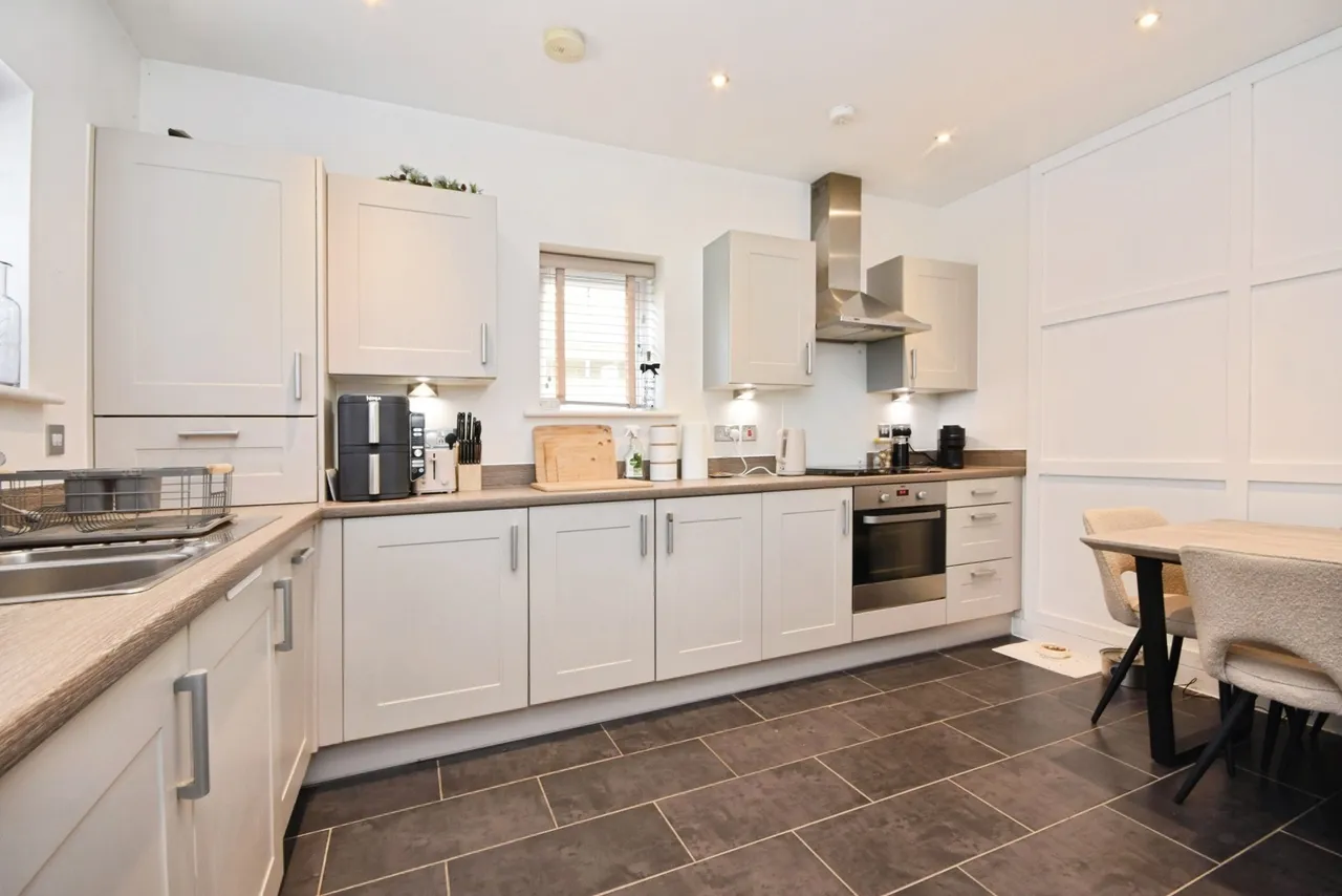 Constable Avenue, BASILDON, Essex, SS14, photo 18