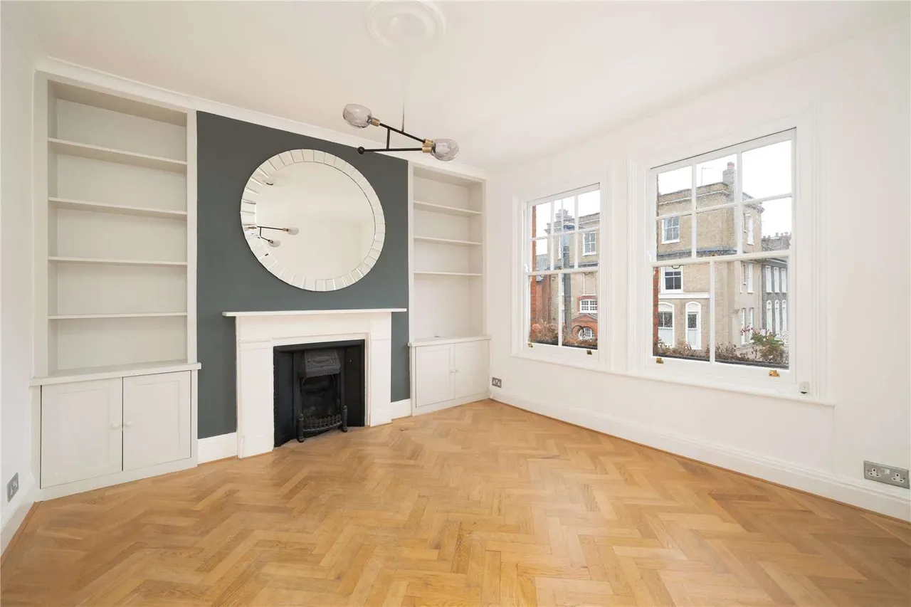 2 bed flat for sale — Queenstown Road, London, SW8 3RN