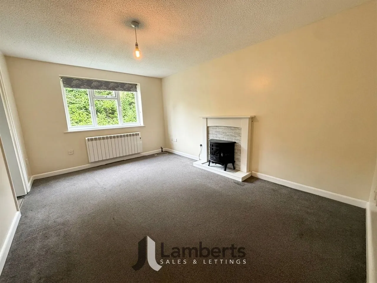 1 Mark Close, Redditch, photo 3