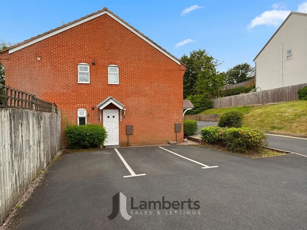 1 Mark Close, Redditch, photo 14