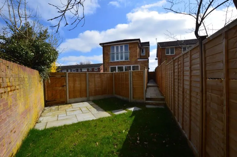 Ringway Road Park Street, St. Albans AL2 2RD, photo 9