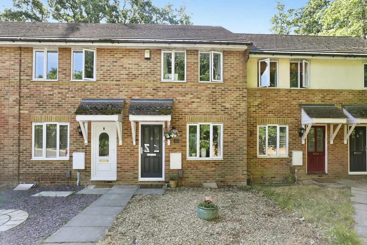 2 bed house for sale, Sorrel Drive, Whiteley, PO15