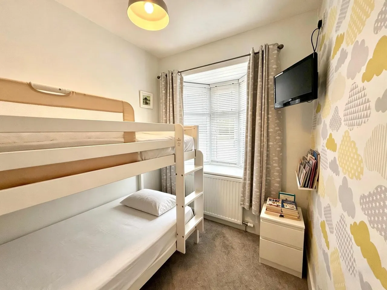 Marlborough Road, Swindon, Wiltshire, SN3 1PL, photo 13