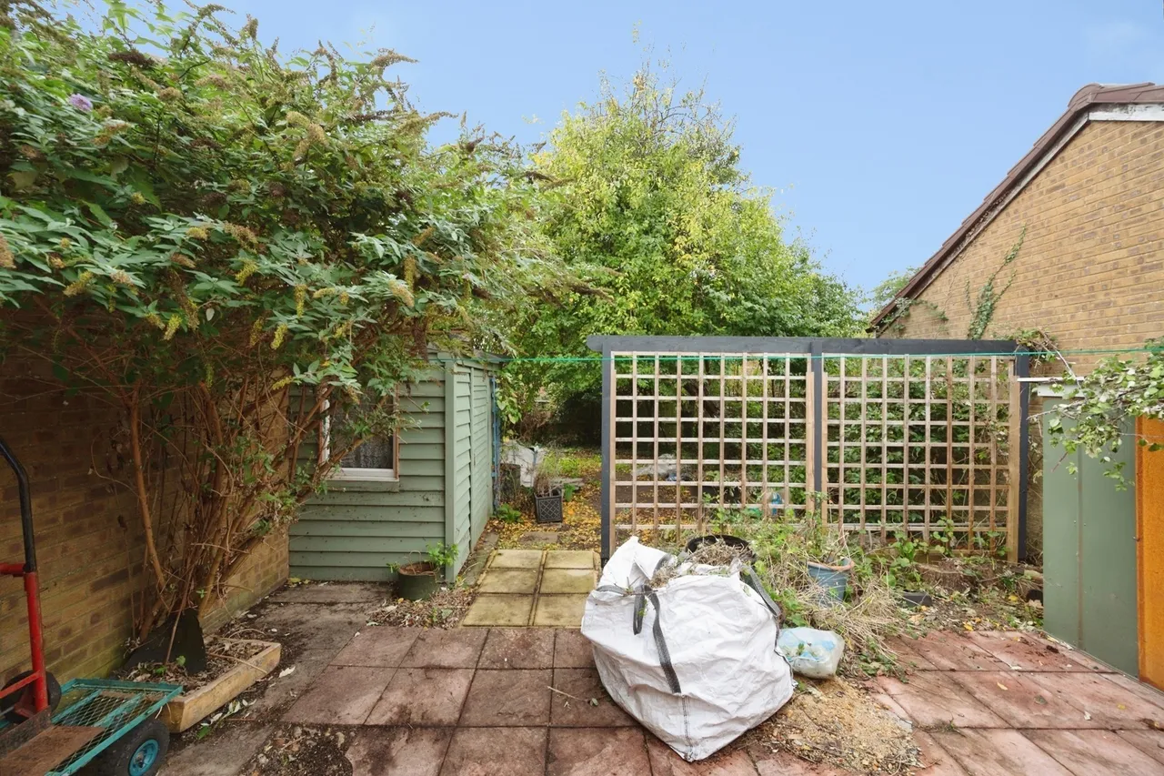 Southleigh Grove, Hayling Island, PO11, photo 10