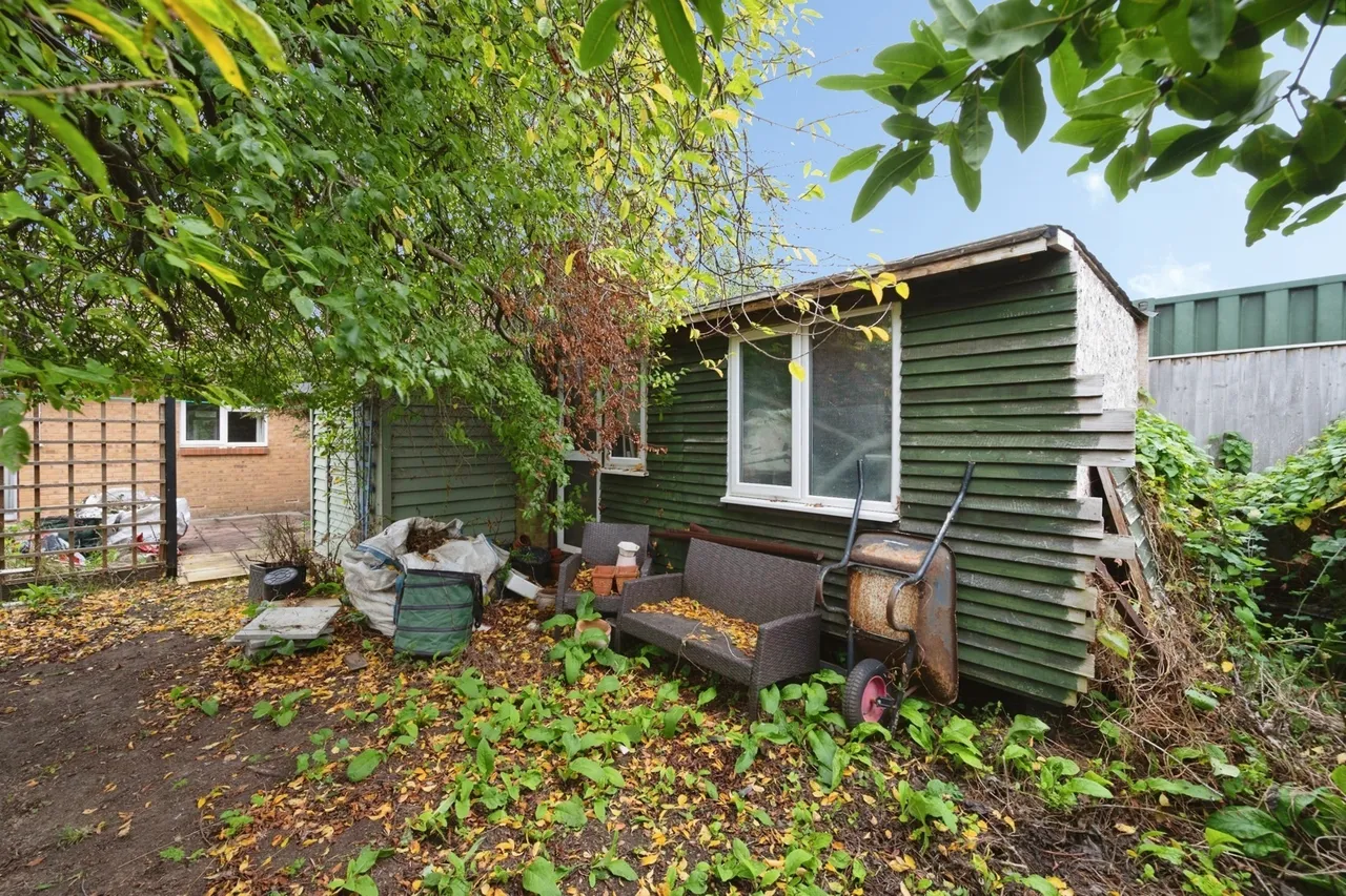 Southleigh Grove, Hayling Island, PO11, photo 11