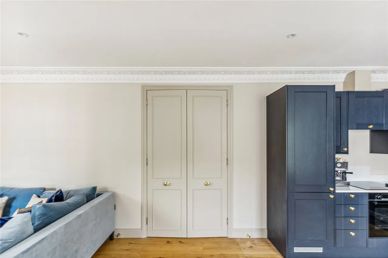 Devereux Road, London, SW11, photo 16