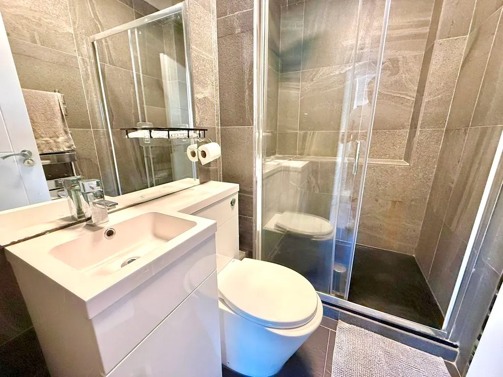 Westgate Court 204-206 West Street, Dunstable LU6 1NZ, photo 4