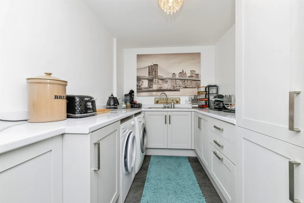 Nuthatch Close, Hartlepool, TS26, photo 8