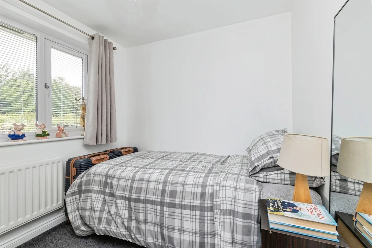 Nuthatch Close, Hartlepool, TS26, photo 13