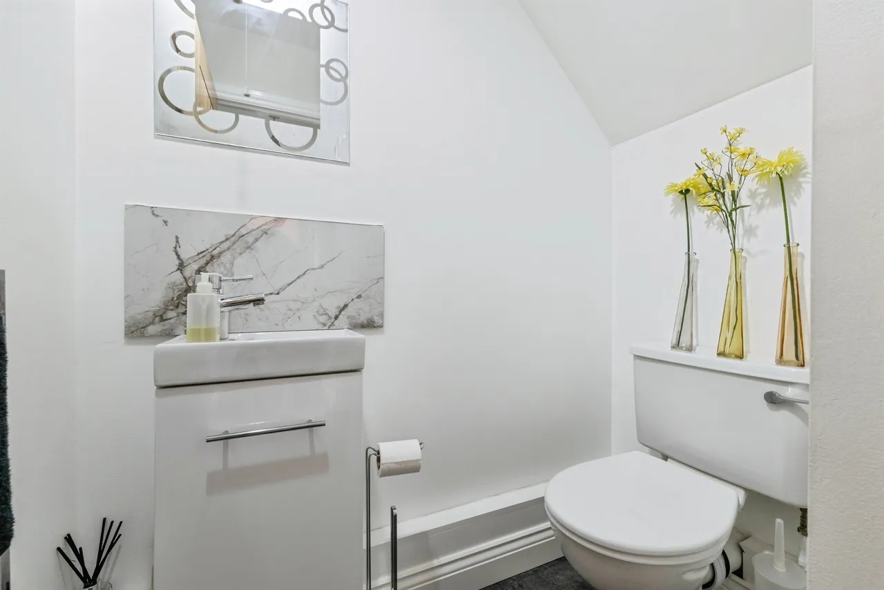 Nuthatch Close, Hartlepool, TS26, photo 9