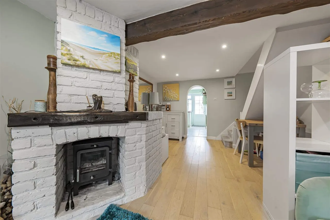 Fifield Road, Fifield, Maidenhead, SL6 2DY, photo 3