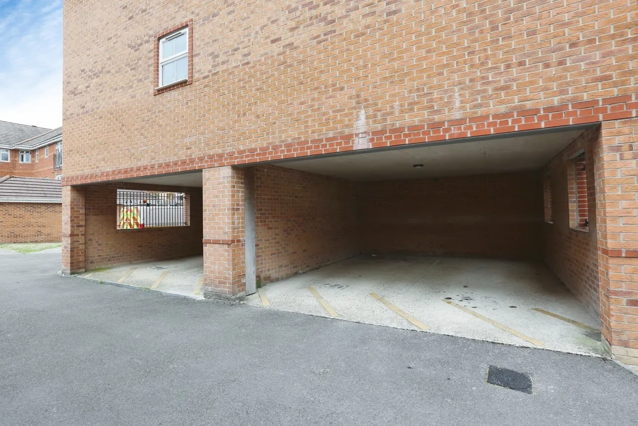 Benny Hill Close, Eastleigh, SO50, photo 2
