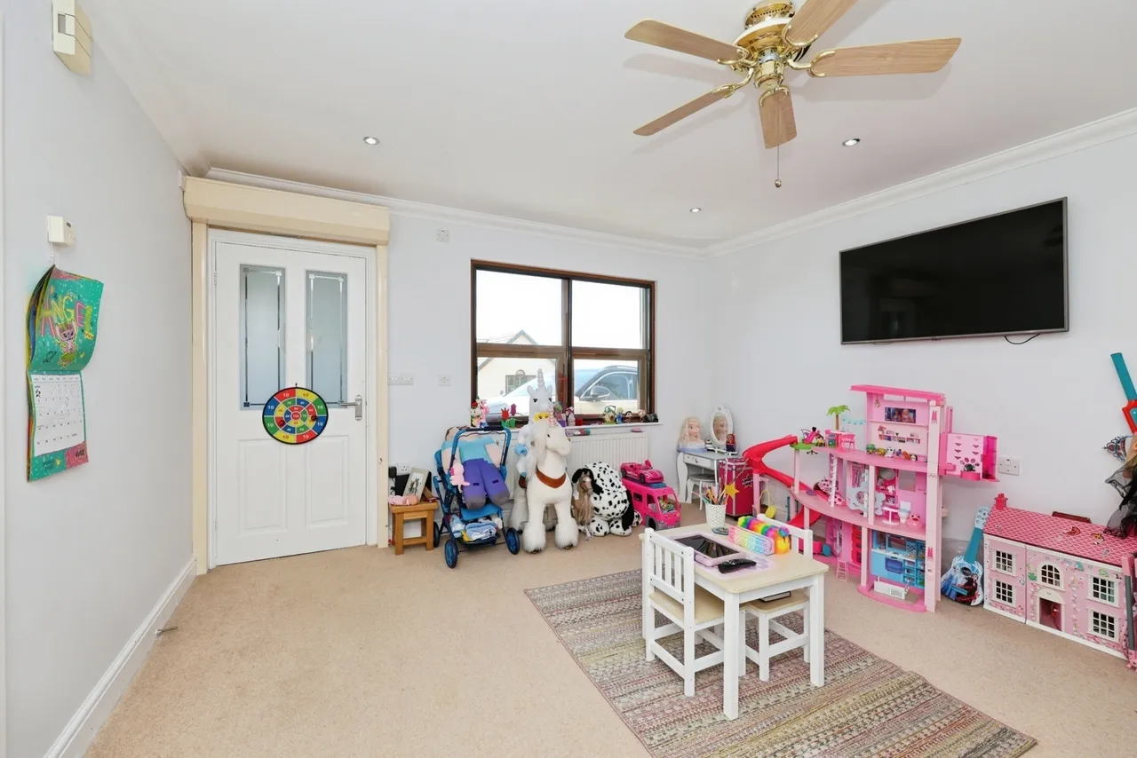 Trem Y Cwm, Llangynin, SA33, photo 9