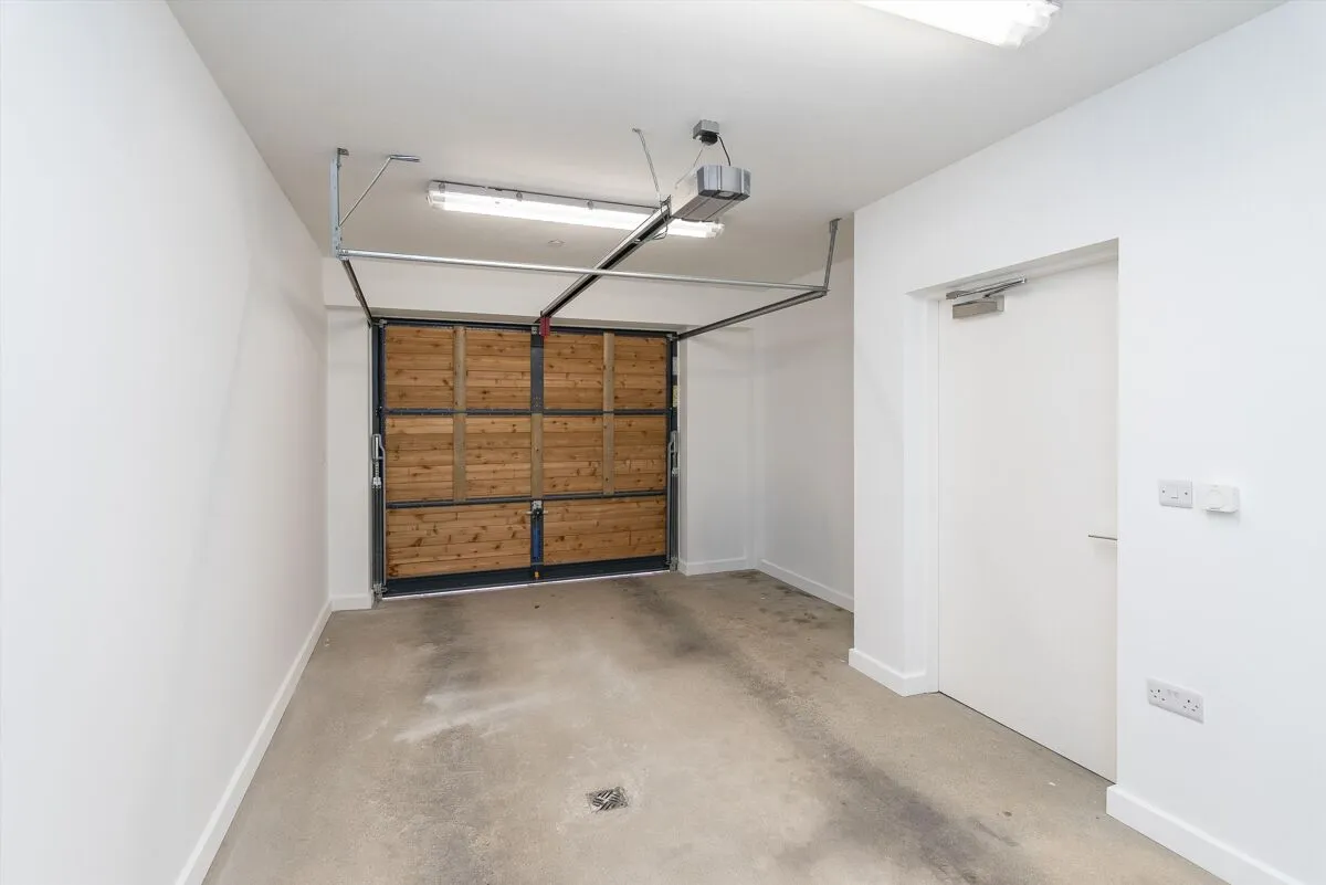 Helena Close, London, SW19, photo 22