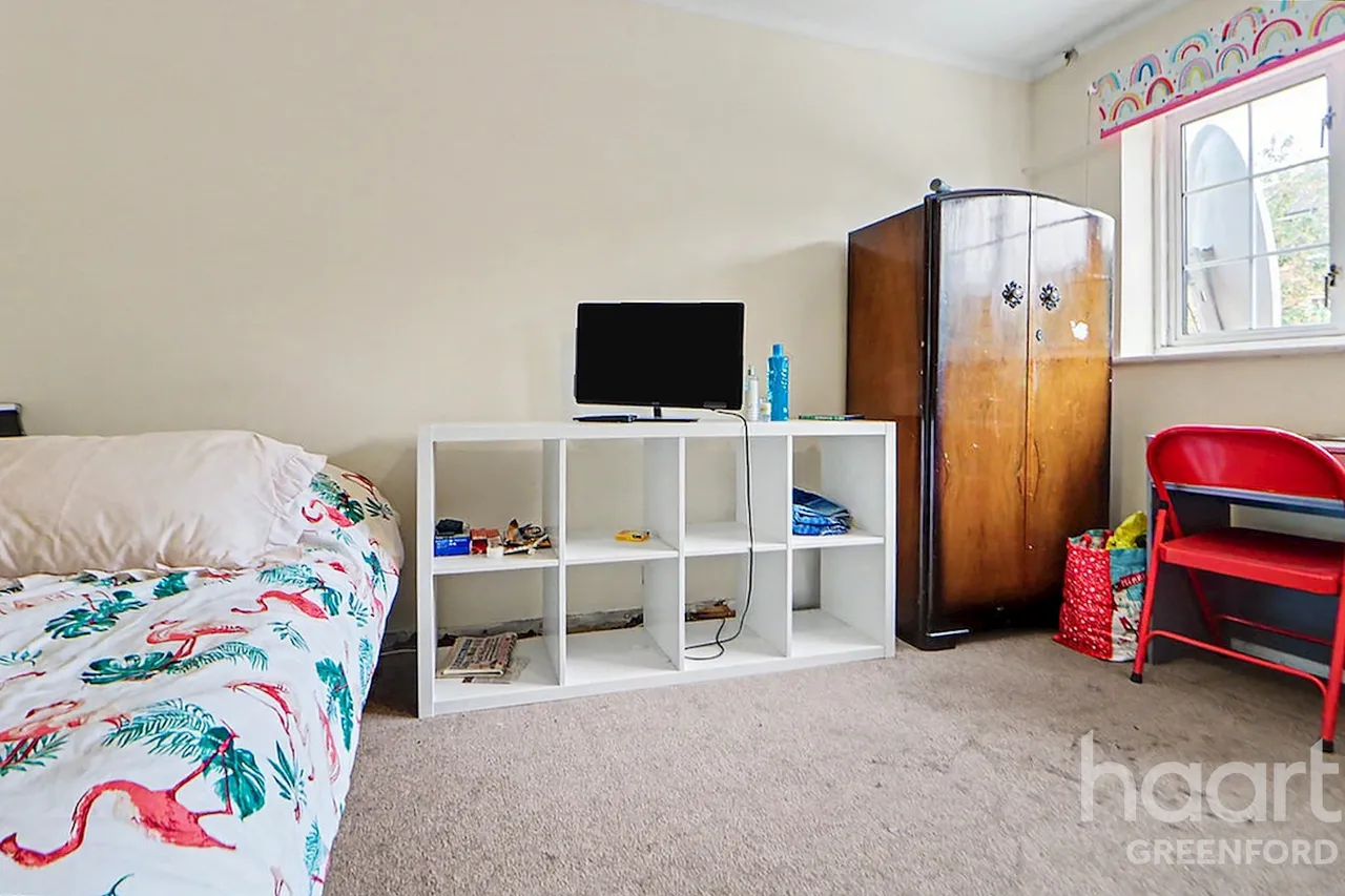 Canterbury Close, Greenford, UB6, photo 10