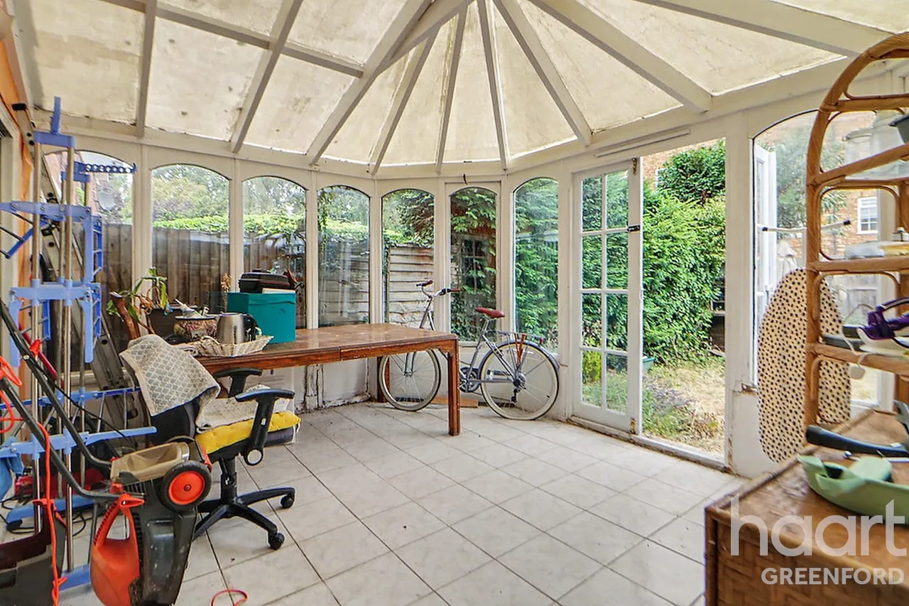 Canterbury Close, Greenford, UB6, photo 6