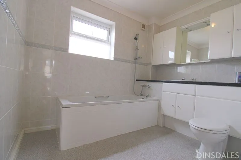 Pitty Beck View Allerton, Bradford BD15 7YS, photo 4