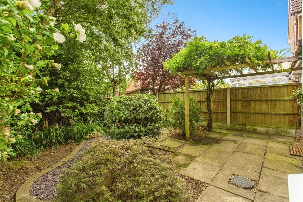 Belfry Close, Euxton, Chorley, Lancashire, PR7, photo 9
