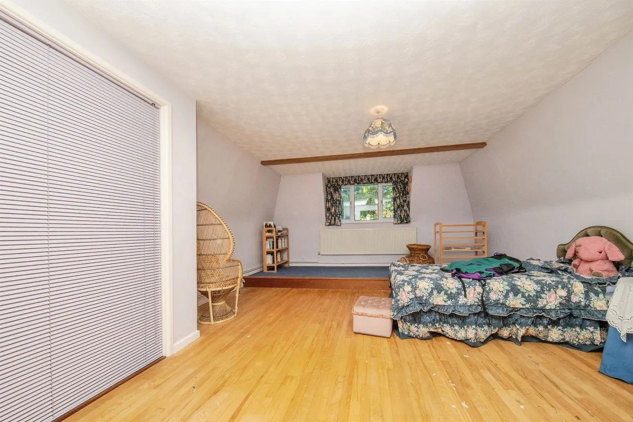 High Road, Leavenheath, CO6, photo 15