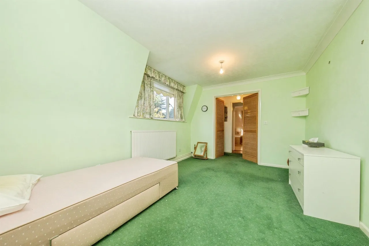 High Road, Leavenheath, CO6, photo 20
