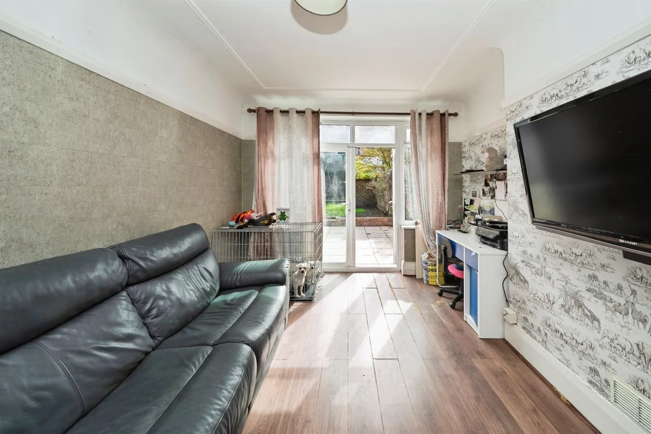 Elm Park Road, WALLASEY, photo 5