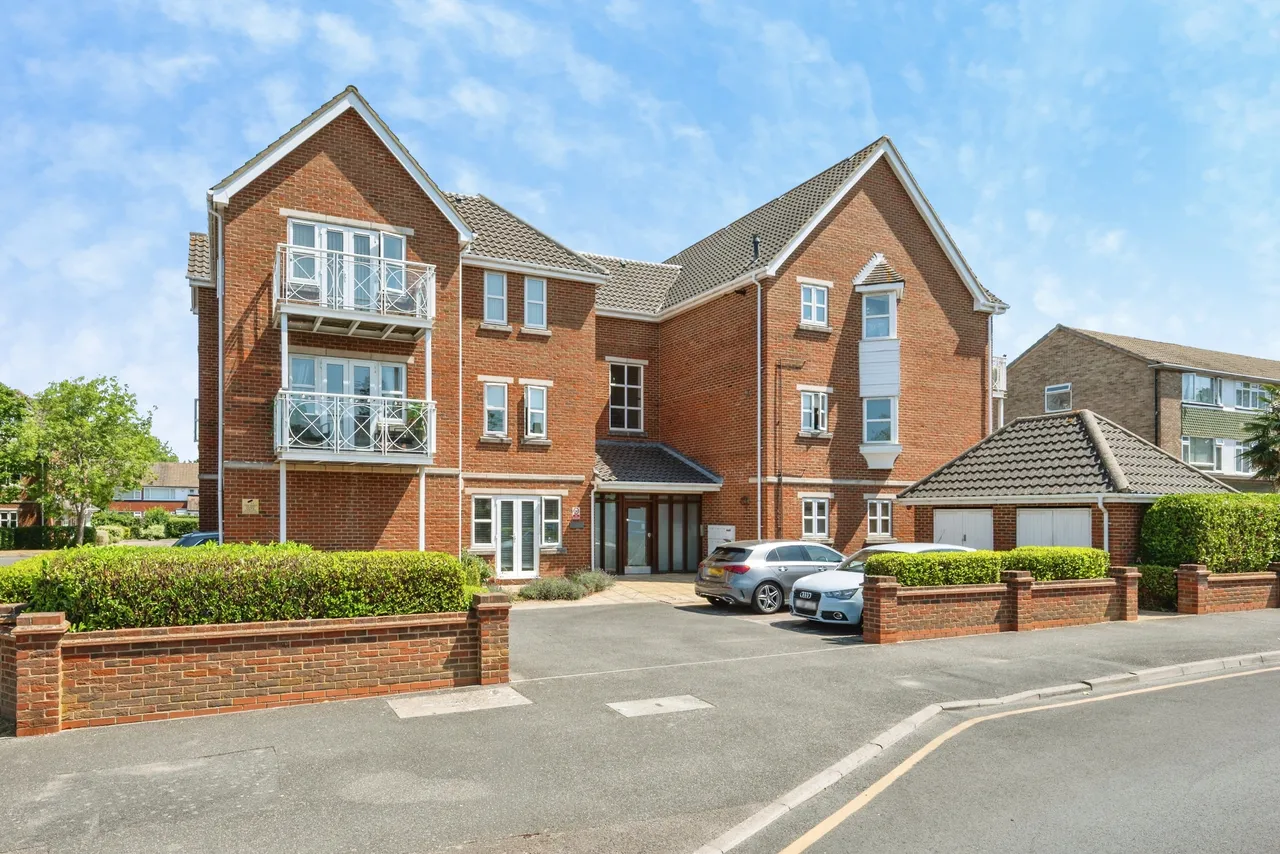 Northpoint Close, Sutton, SM1, photo 17