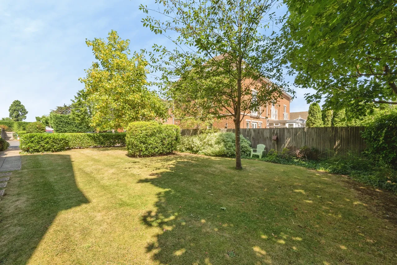 Northpoint Close, Sutton, SM1, photo 15