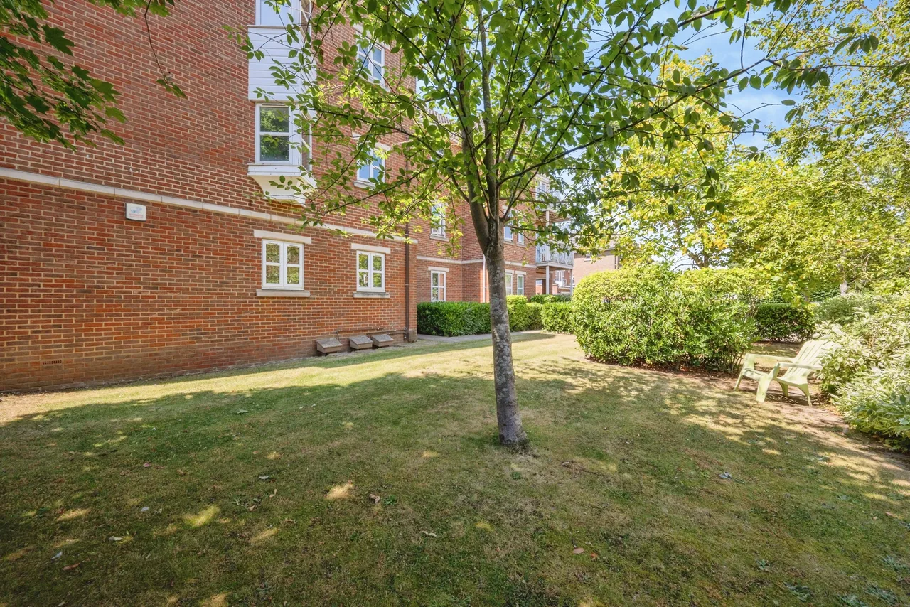 Northpoint Close, Sutton, SM1, photo 16