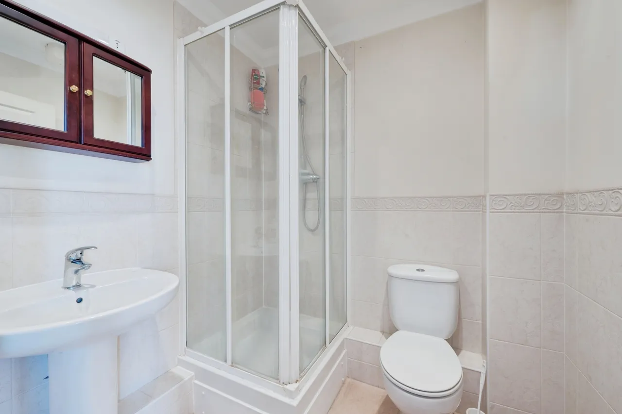 Northpoint Close, Sutton, SM1, photo 12