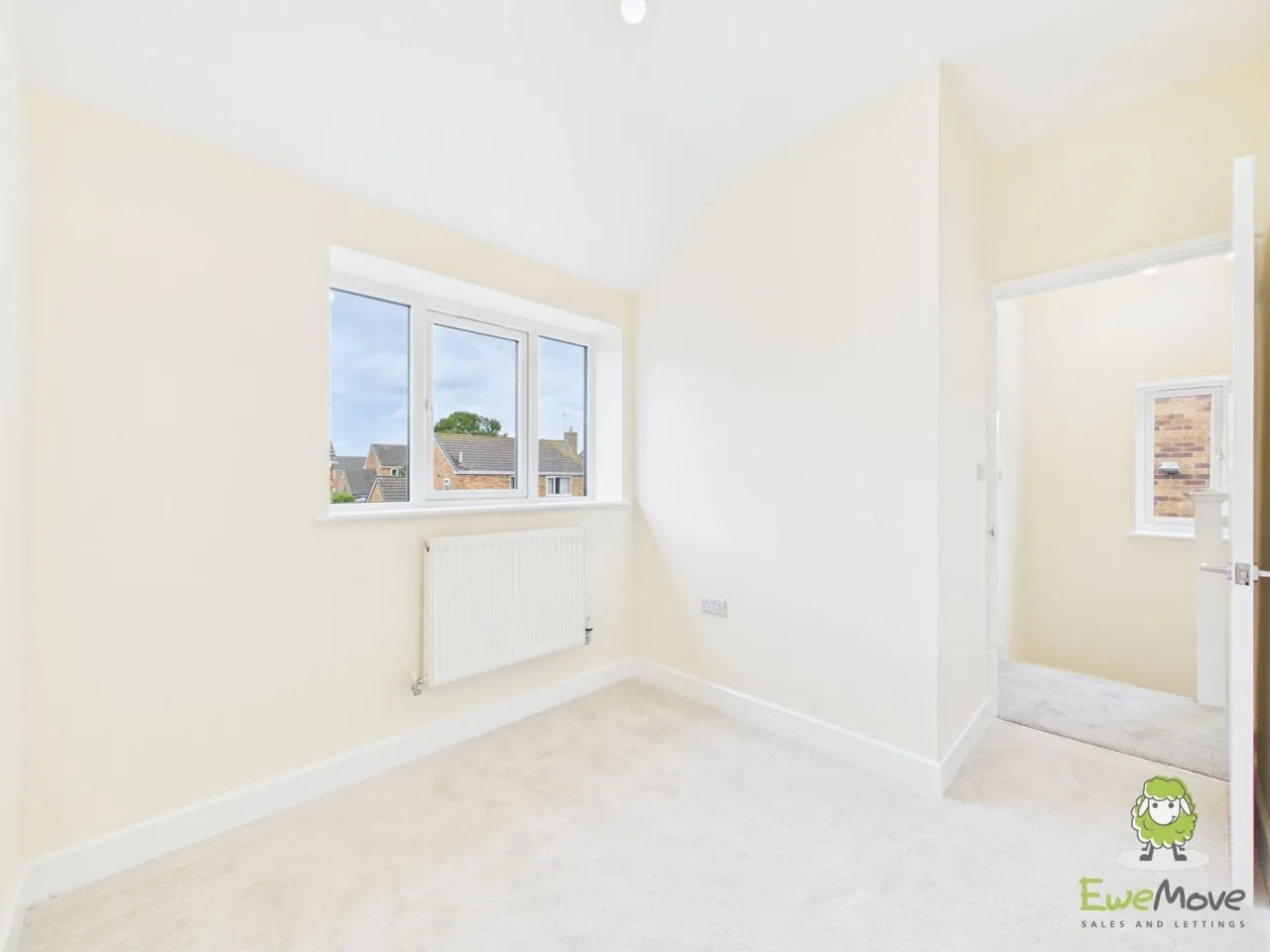 Sunny View Holt Road, Cross Lanes, LL13, photo 10