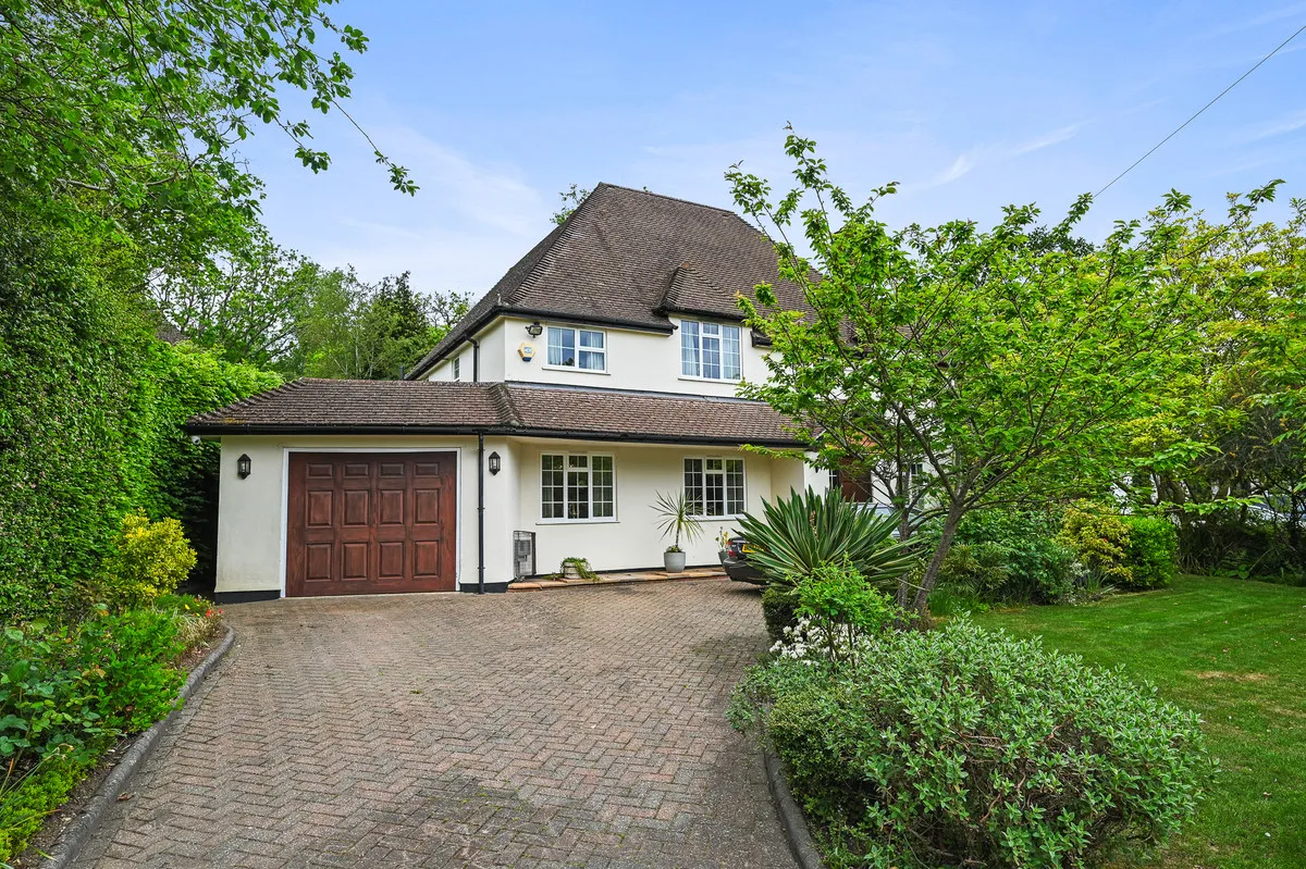 The Broadwalk, Northwood, HA6, photo 2