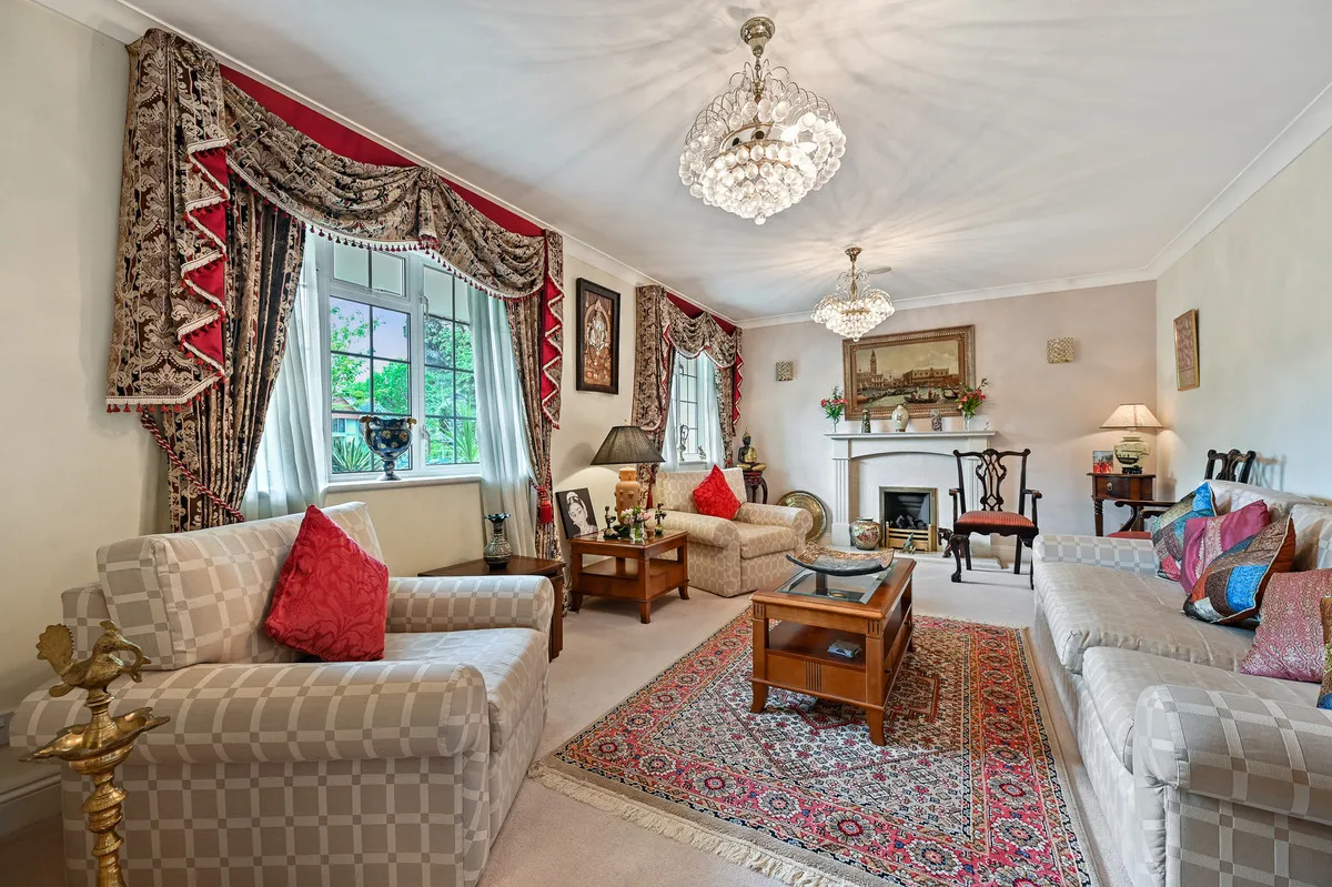 The Broadwalk, Northwood, HA6, photo 3
