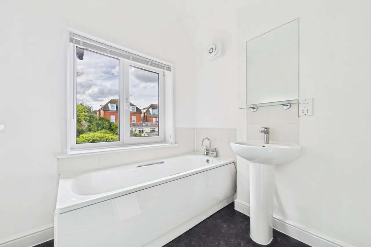 Radnor Park West, Folkestone, photo 7