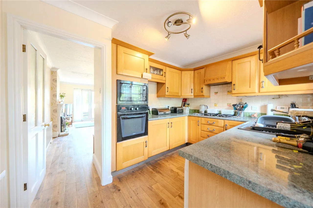 Valley Mount, Leeds, LS13, photo 5