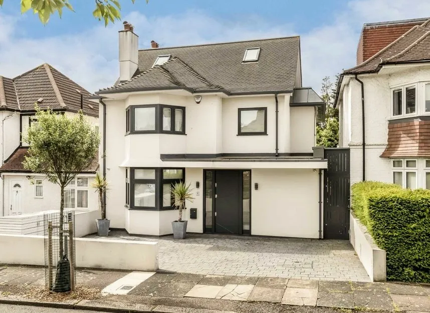 4 bed house for sale — Elliot Road, Hendon, NW4