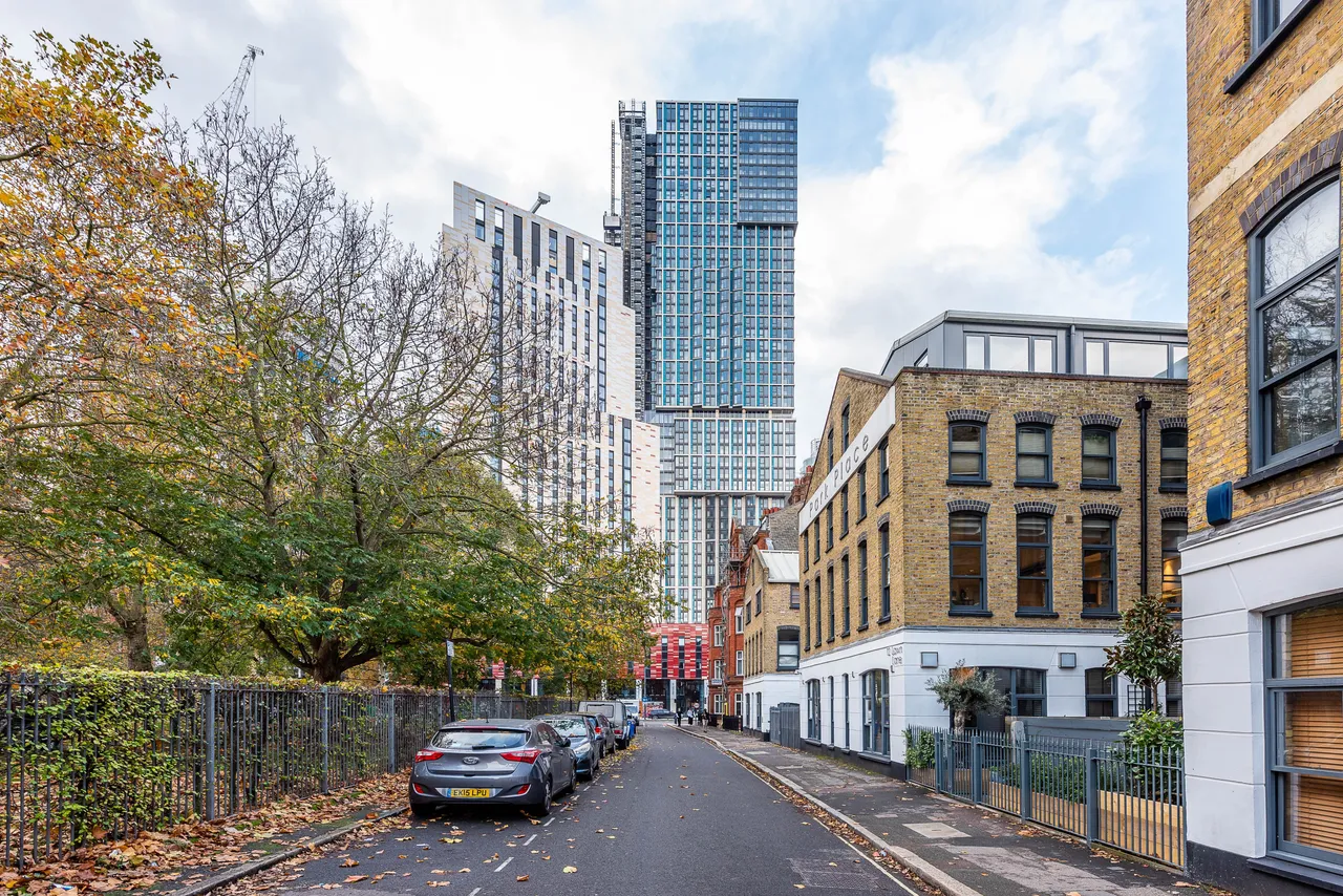 London, SW8, photo 10