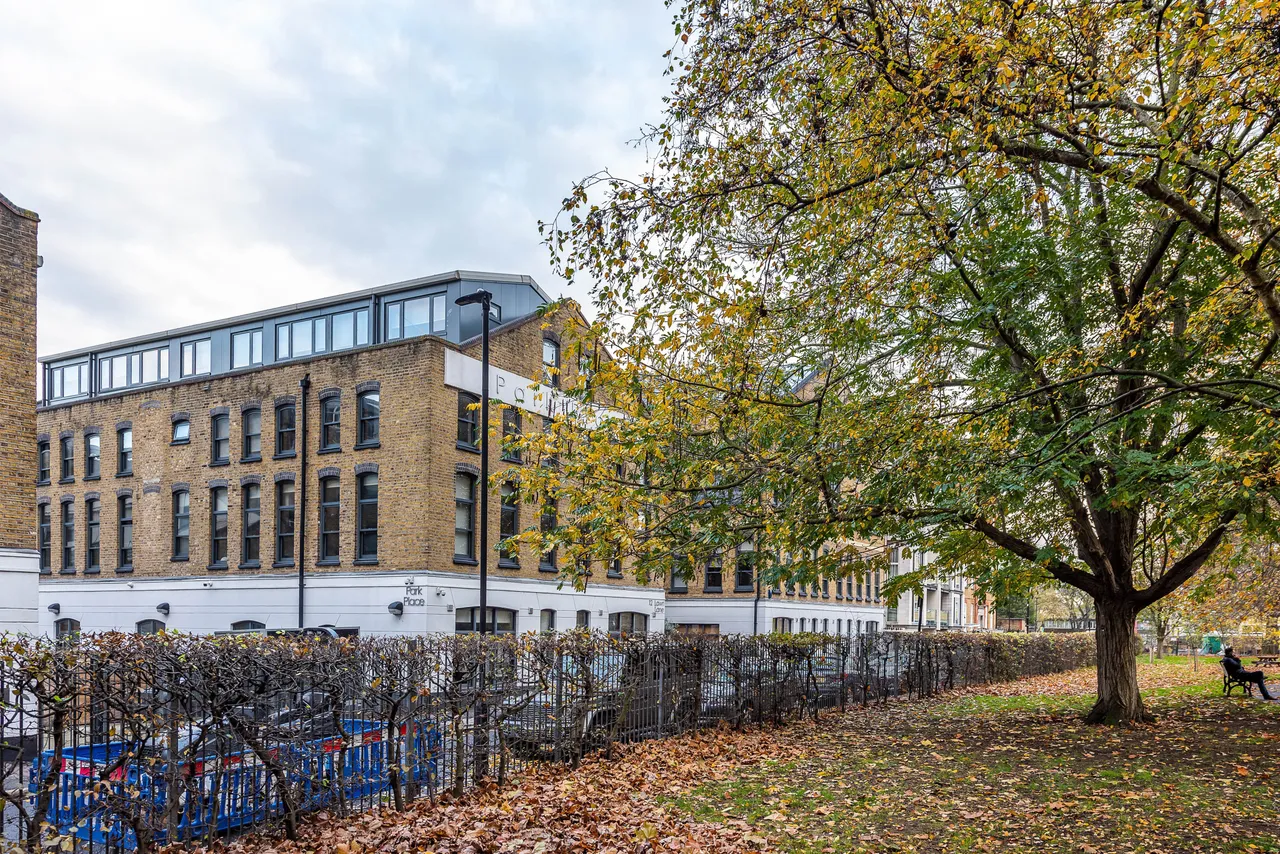 London, SW8, photo 15