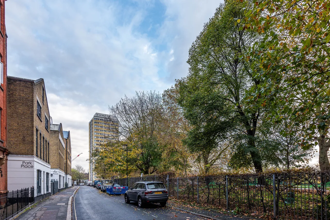 London, SW8, photo 14