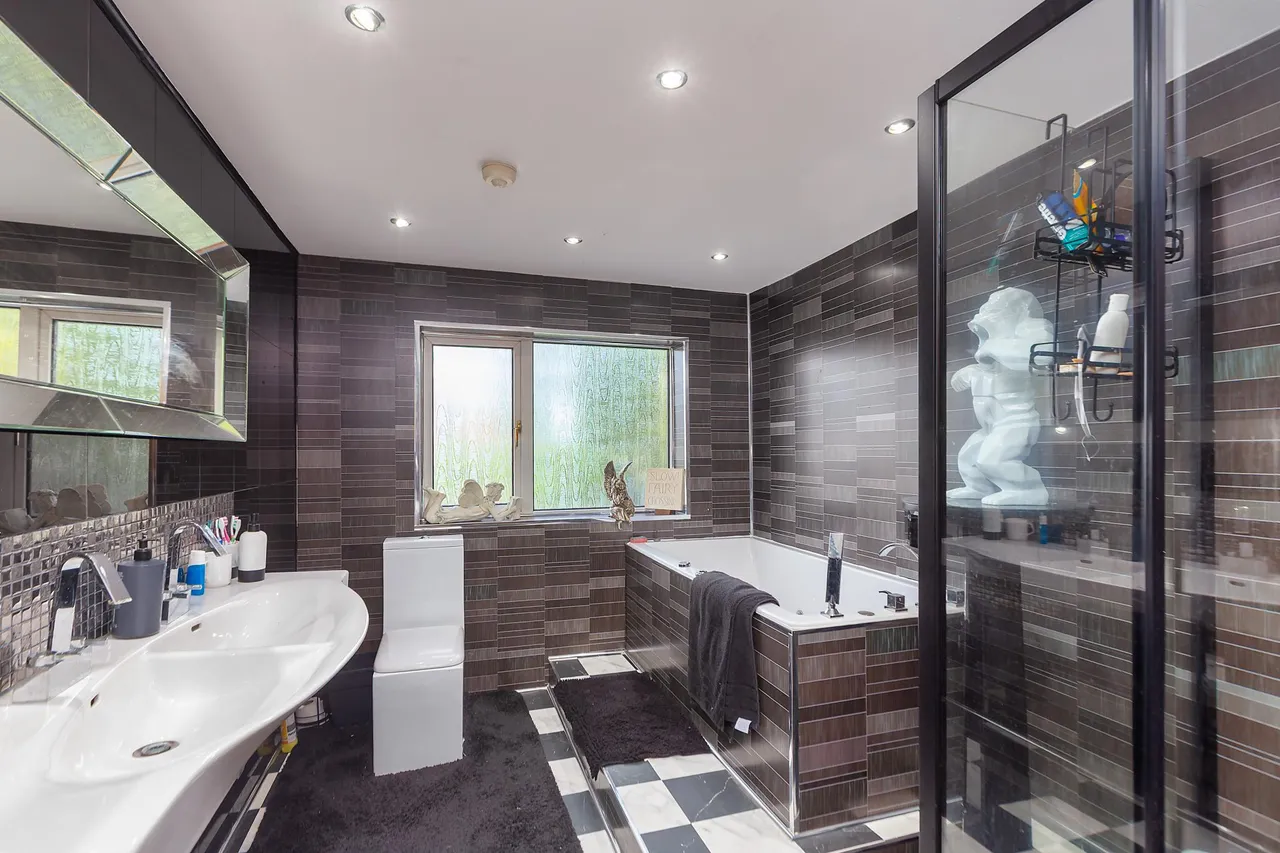 Whinfield Lane, Preston, PR2, photo 10