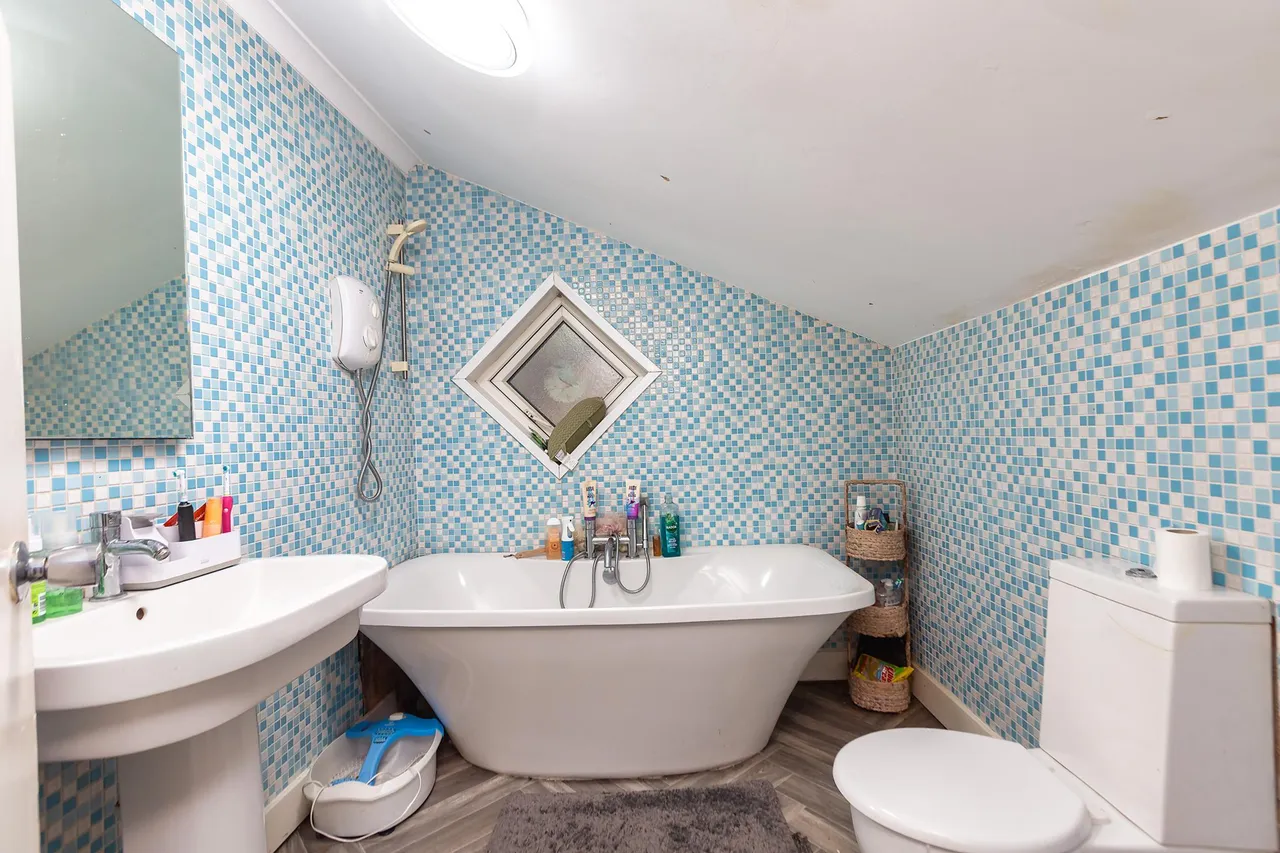 Whinfield Lane, Preston, PR2, photo 8
