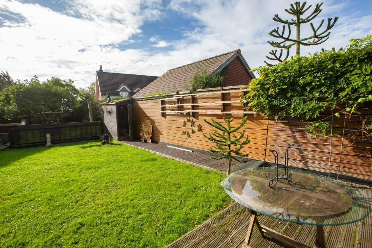 Whinfield Lane, Preston, PR2, photo 2