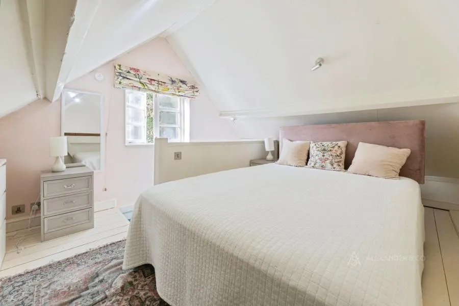 Church End, Adstock, MK18, photo 12