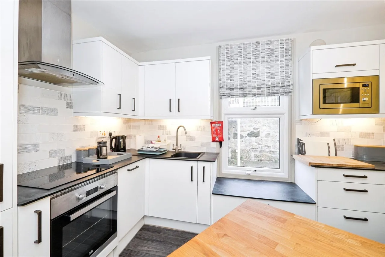 Trenwith Place, St. Ives, TR26, photo 4
