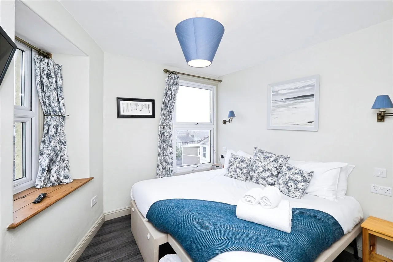 Trenwith Place, St. Ives, TR26, photo 7