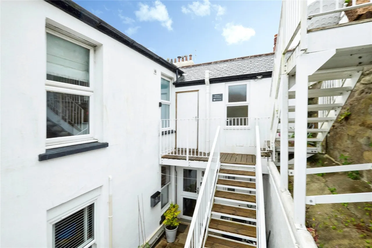 Trenwith Place, St. Ives, TR26, photo 19