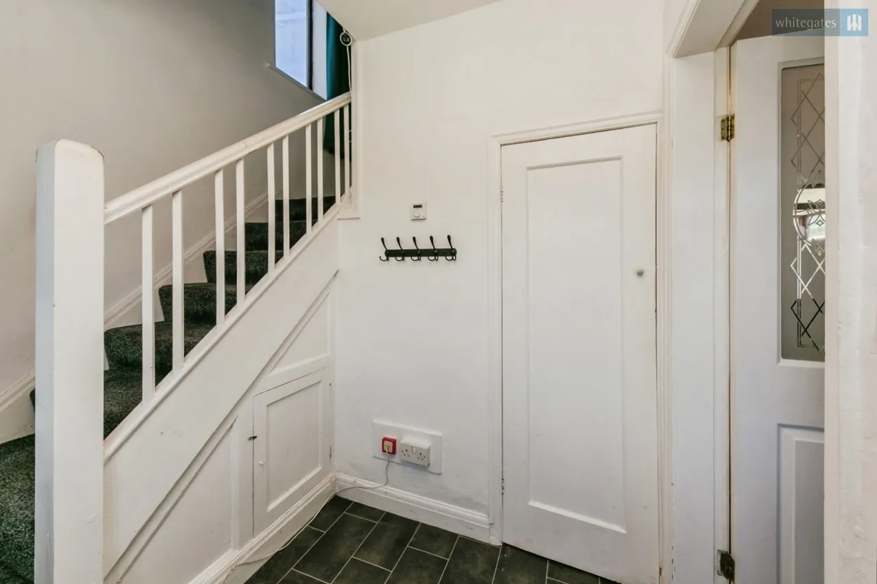 Flixton Drive, Crewe, CW2, photo 9
