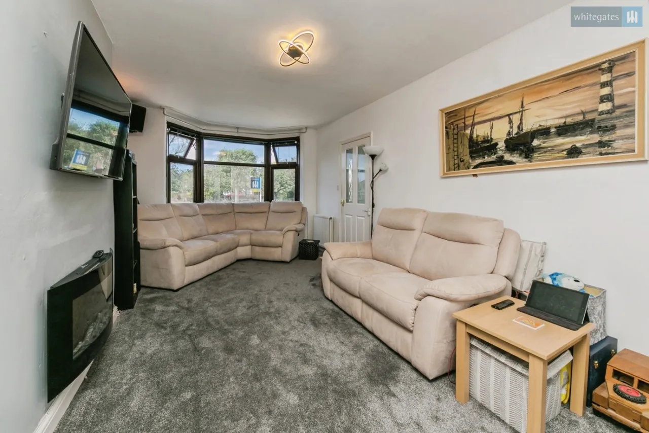 Flixton Drive, Crewe, CW2, photo 3
