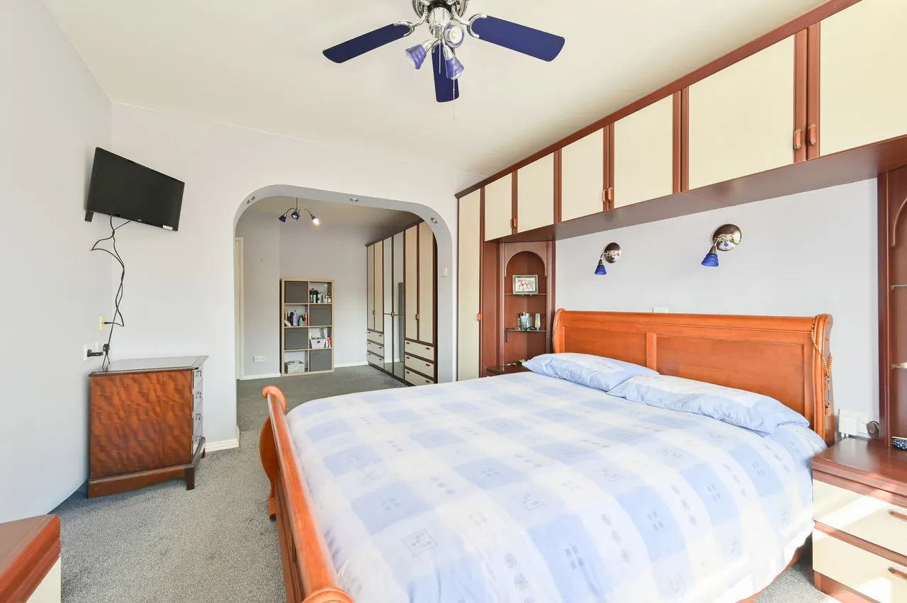 6 Jordan Close, Watford, photo 11
