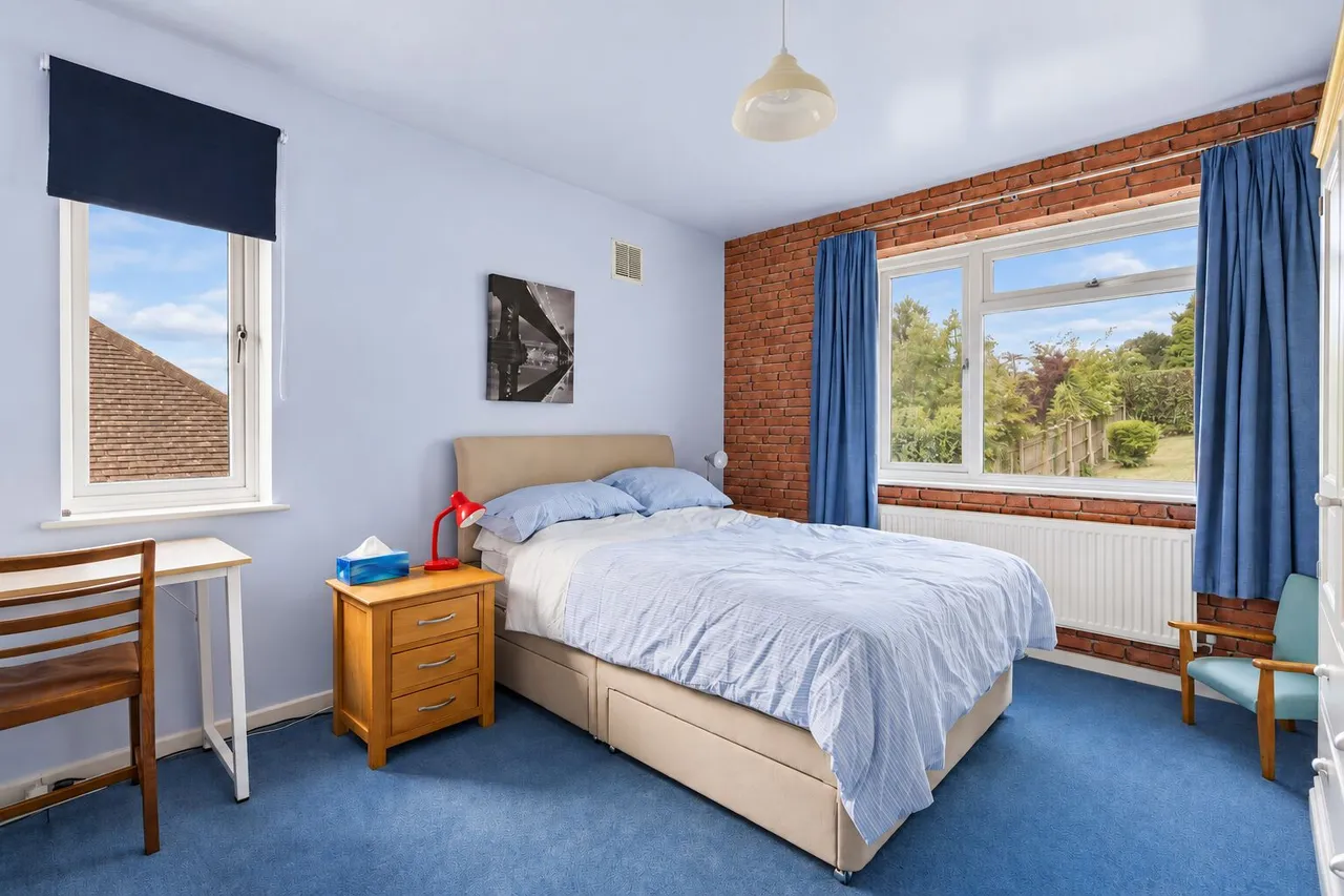 Westover Road, High Wycombe, HP13, photo 7