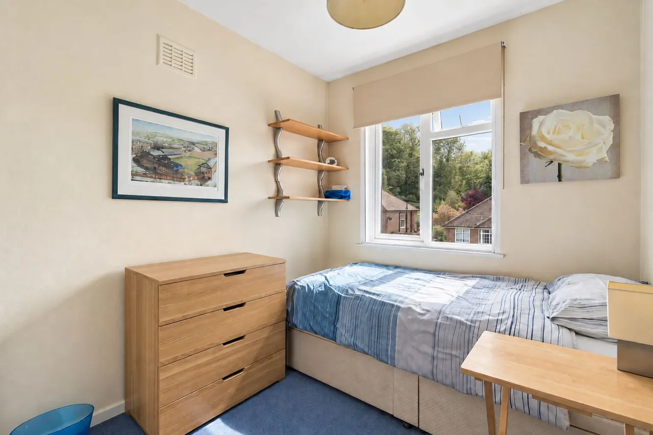 Westover Road, High Wycombe, HP13, photo 9